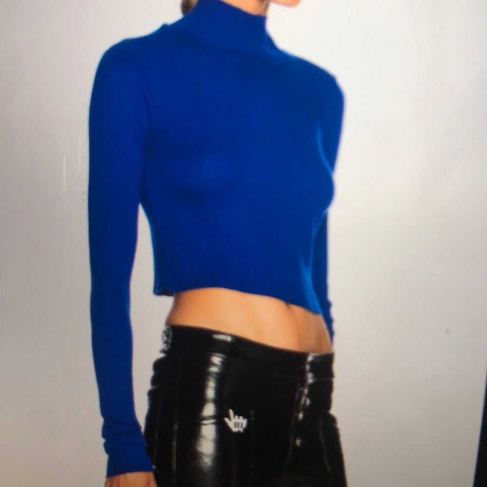 Cotton citizen turtleneck crop top